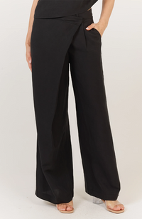 Sandara Pant - Black