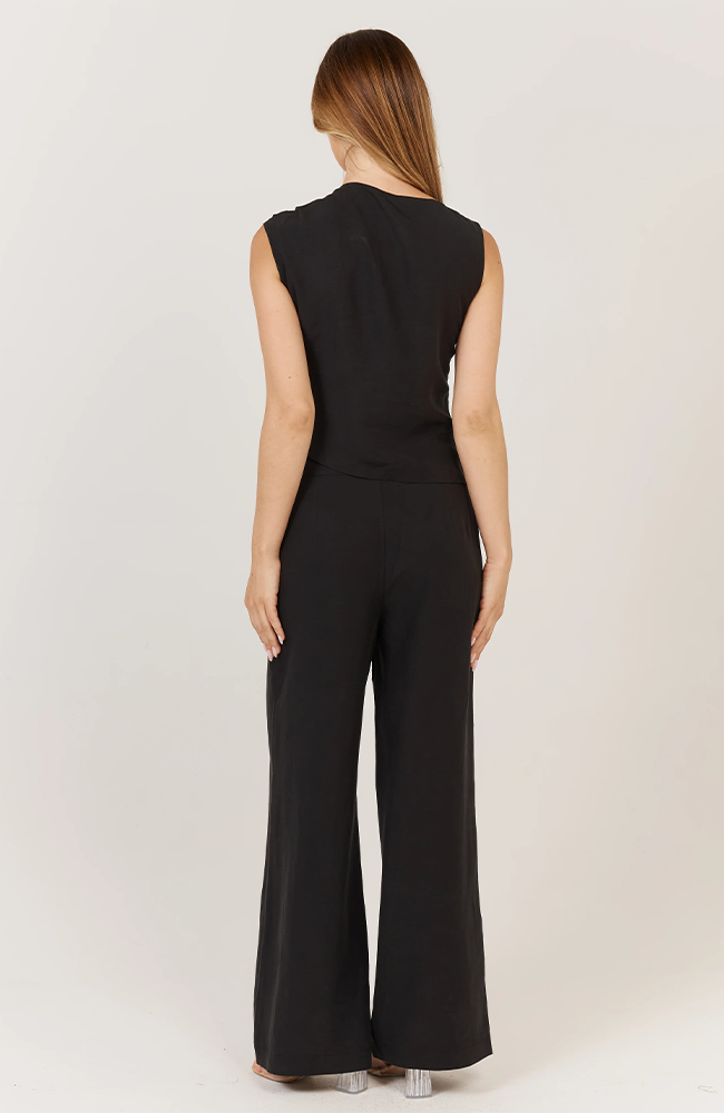 Sandara Pant - Black