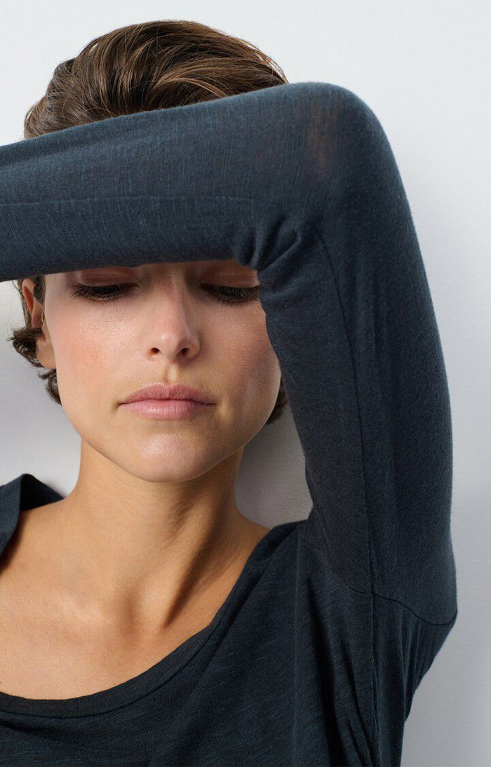 Jacksonville L/S V-Neck Tee - Navy