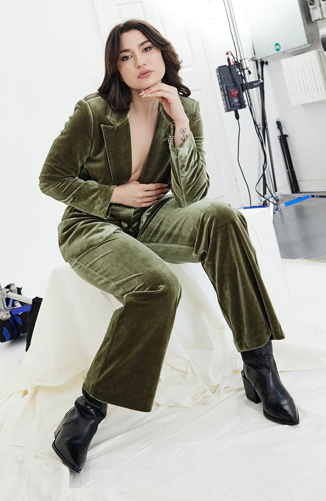 Surry Velvet Pant - Oregano