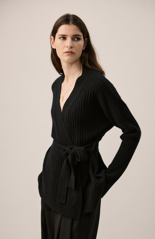 Farrah Cardi - Black