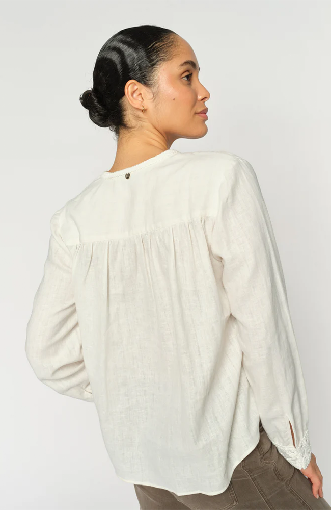 Evanda Blouse - Ecru
