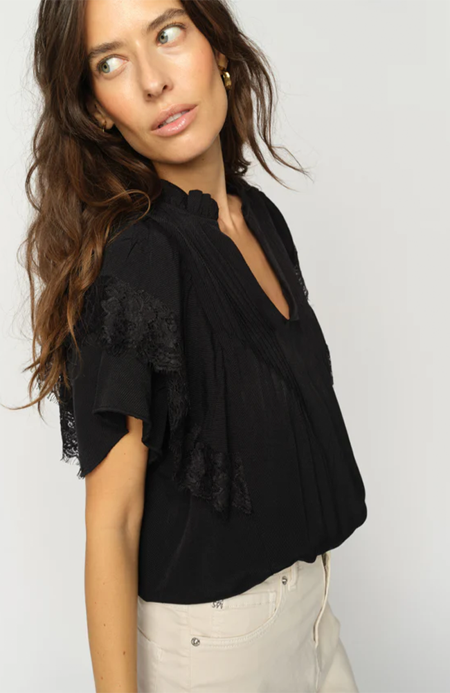 Wea Flowish Blouse - Black
