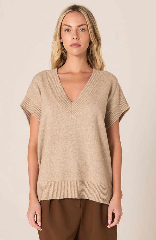 Rae V-Neck Vest - Brown Marle