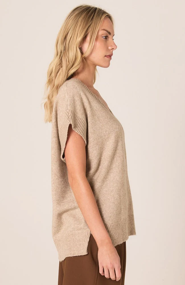 Rae V-Neck Vest - Brown Marle