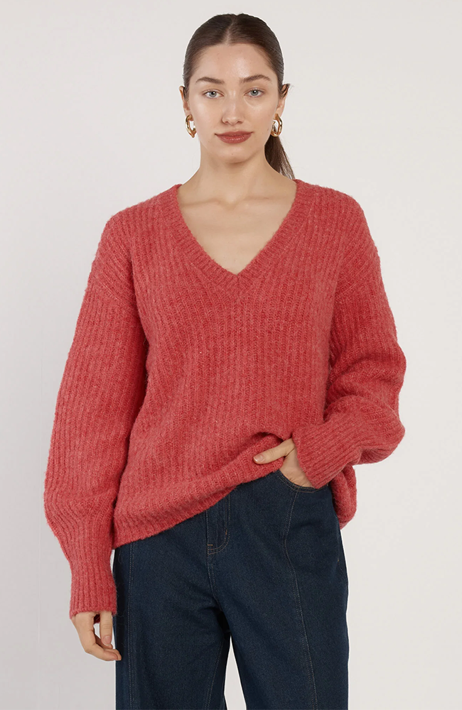 Remy V-Neck Jumper - Red