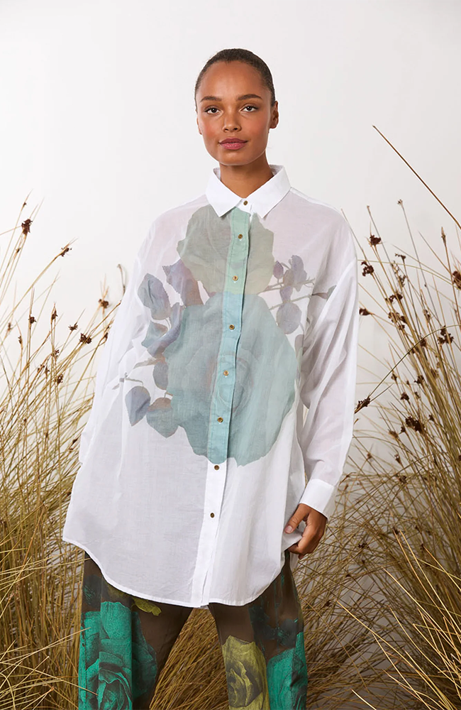 Cats Meow Shirt - Big Roses White