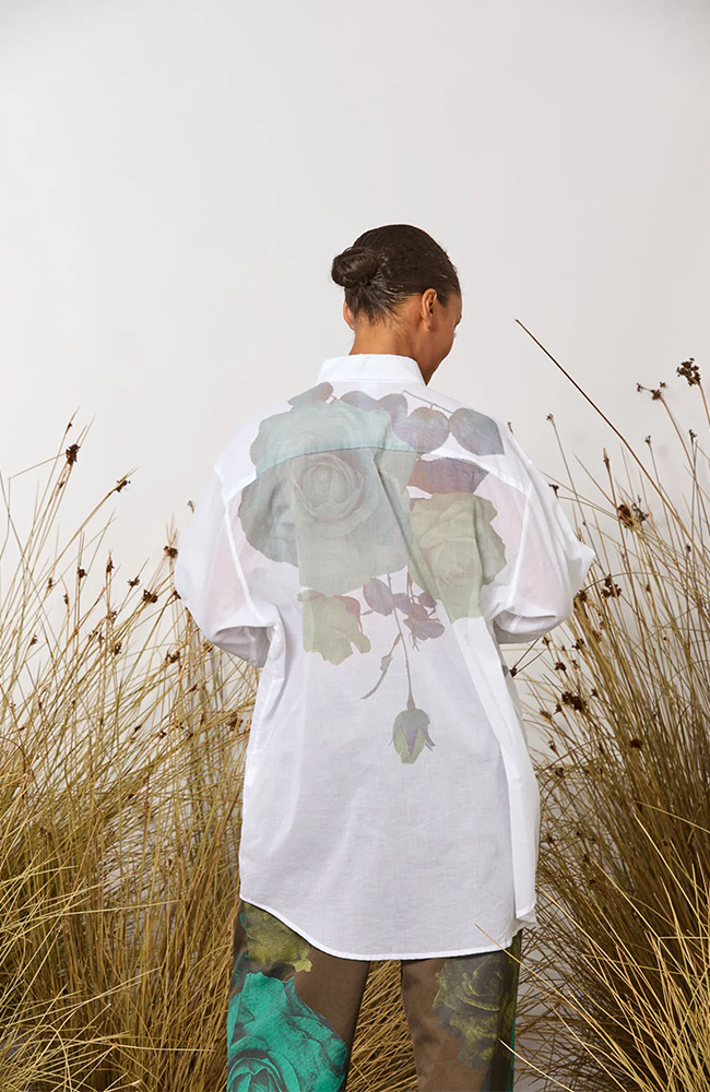 Cats Meow Shirt - Big Roses White