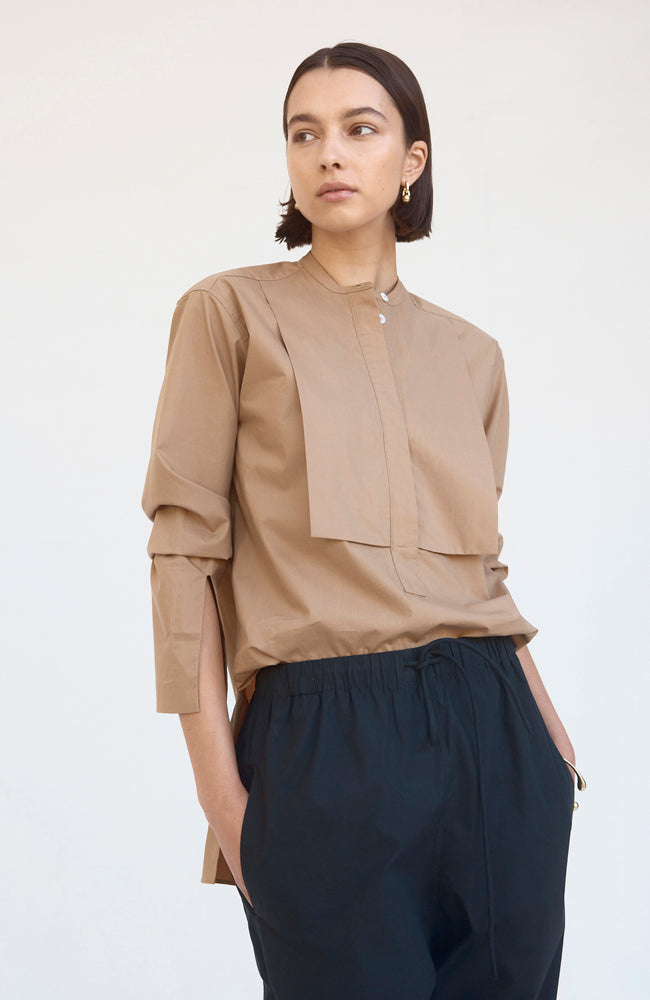 Maeve Shirt - Camel