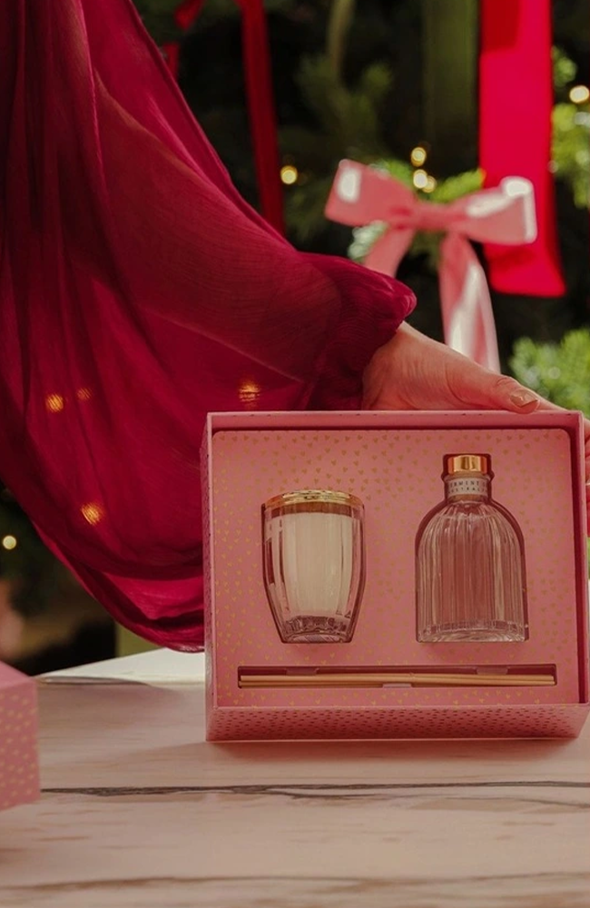 Passion Berry & Pavlova Gift Set