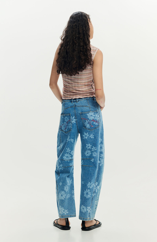 Maggi Floral Jeans - Medium Wash