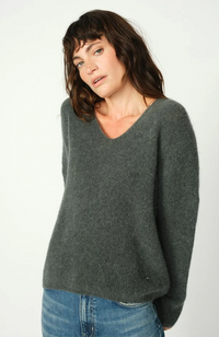 Thora V-neck Knit - Urban Chic