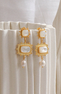 Catherine Earrings - Gold