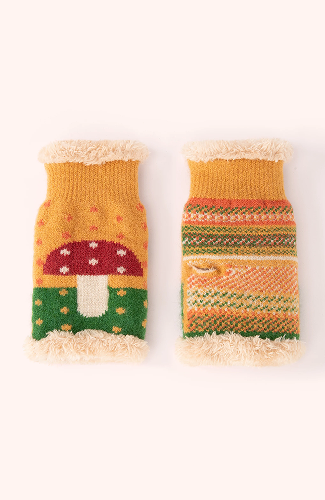 Cosy Wrist Warmers - Toadstool/Mustard