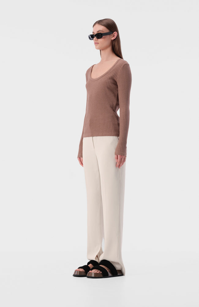 Ines Top - Camel