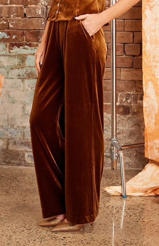Surry Velvet Pant - Caramel