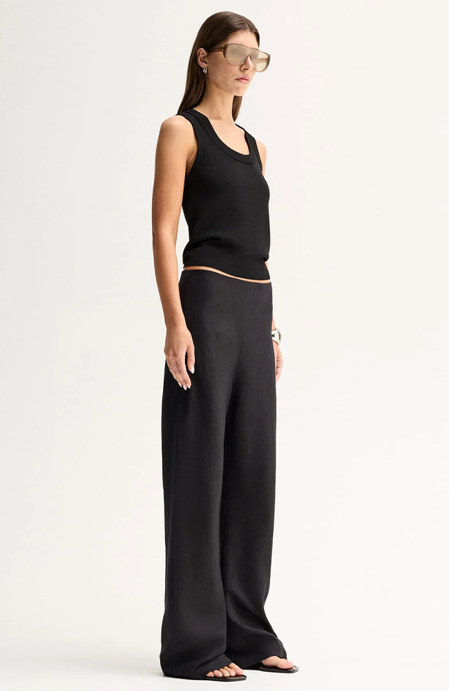Laurie Pant - Black
