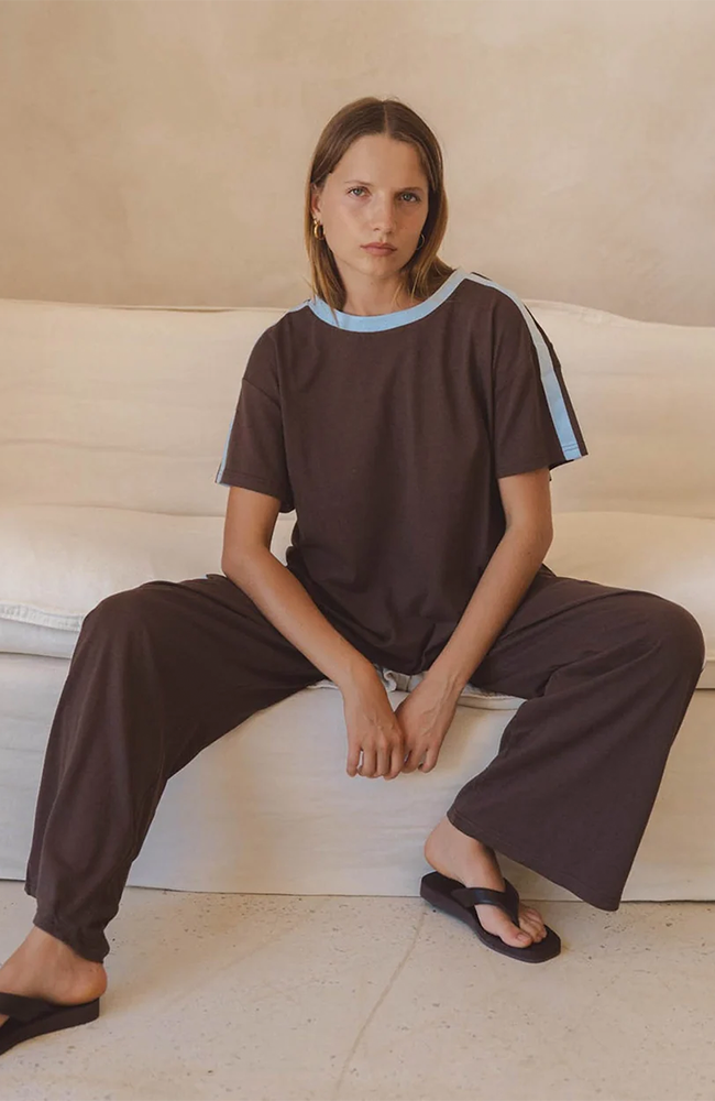 Spain Tee - Chocolate Brown