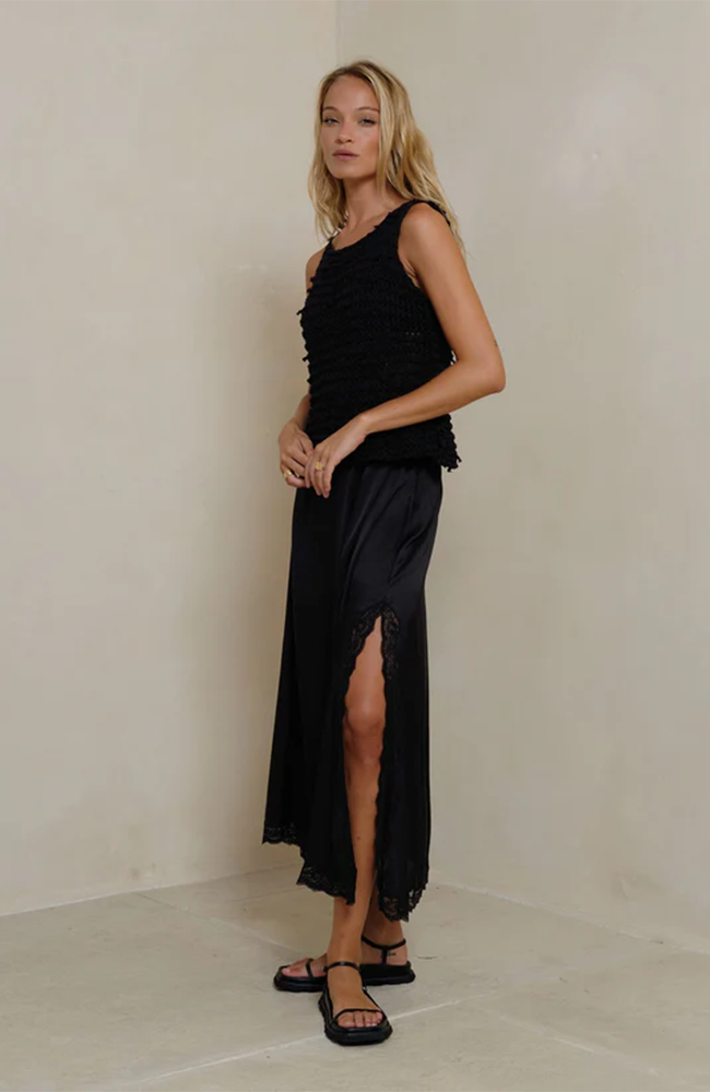 Nirvana Knot Tank - Black