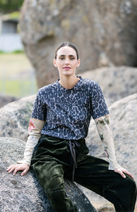 Cowboy Top - Snow Leopard/Oriental Garden