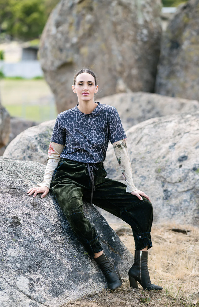 Cowboy Top - Snow Leopard/Oriental Garden