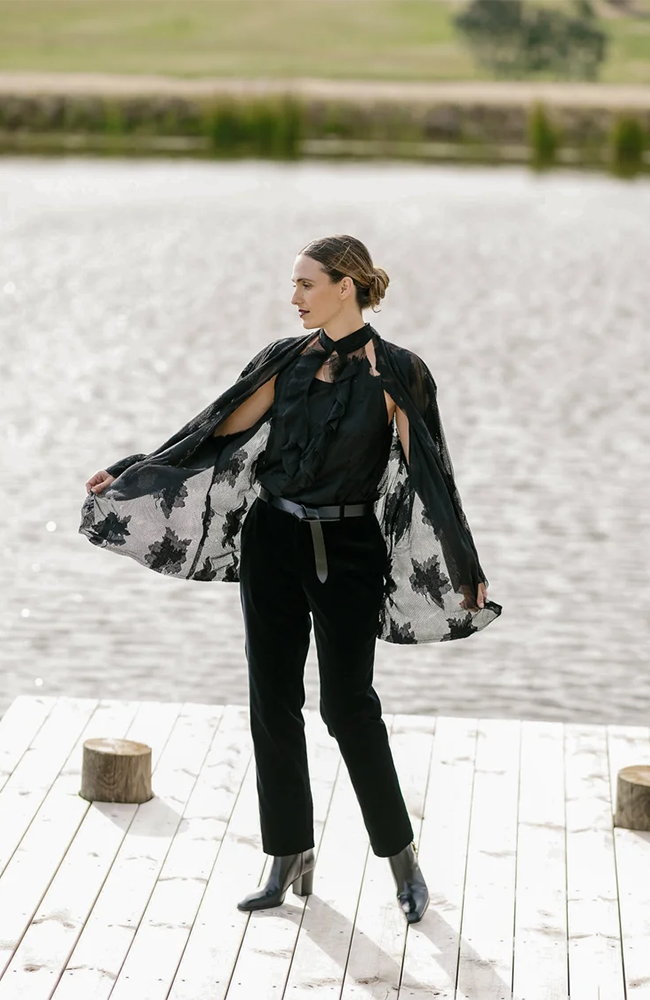 Sea Lion Blouse - Black