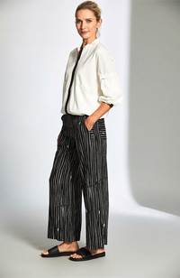 Contrast Zip Cardi - Ecru/Black