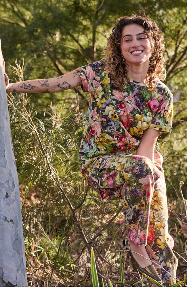 Poppy Tee - Blooms