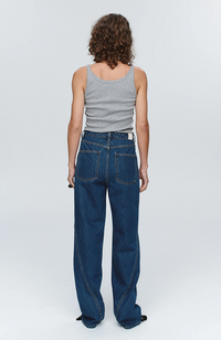 Relaxed Curve Jean - Washed Indigo