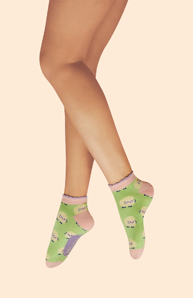 Marshmallow Sheep Trainer Socks - Mint