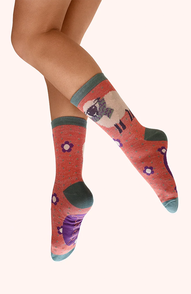Ankle Socks – Sheep in a Scarf