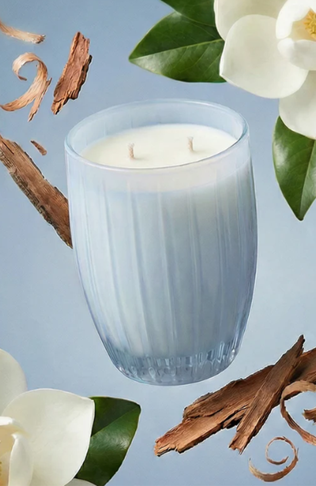 Magnolia & Cedarwood - Large Candle 370g