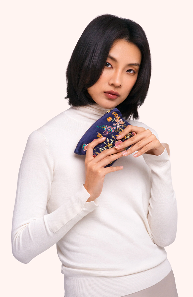 Mini Pouch - Navy Floral Hedgerow