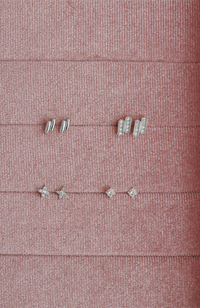 Shine Stud Earrings - Silver