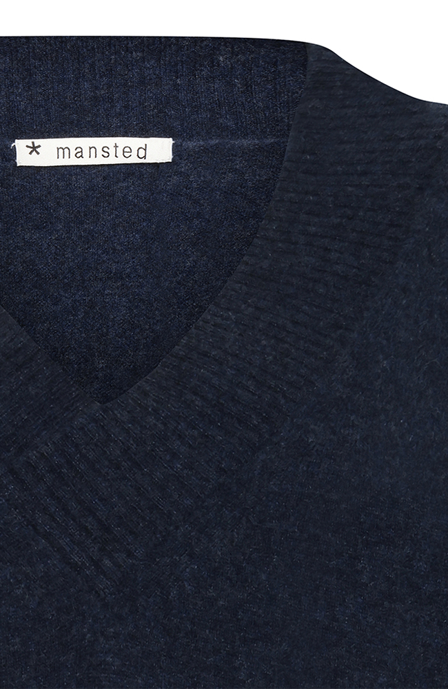 Hannah Yak Blend Vee - Soft Blue