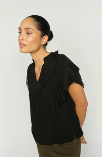 Wea Flowish Blouse - Black