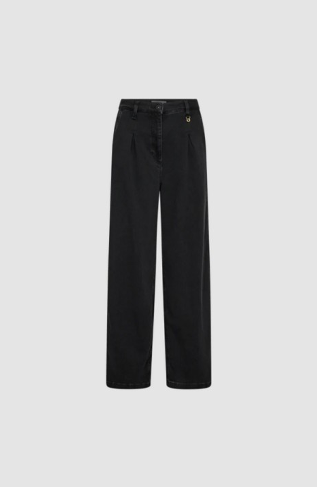 Gobi Pleat Jeans - Black