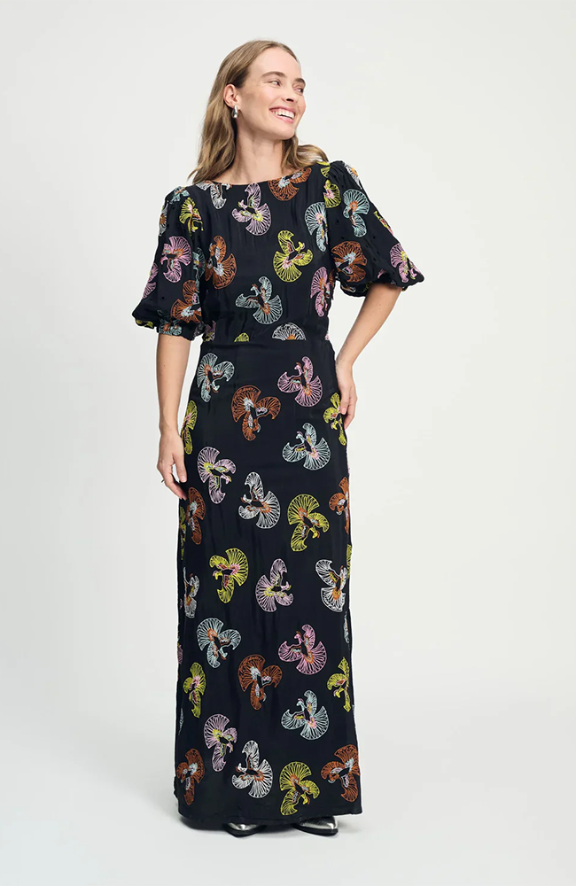 Embroidery Sky Black Dress - Black
