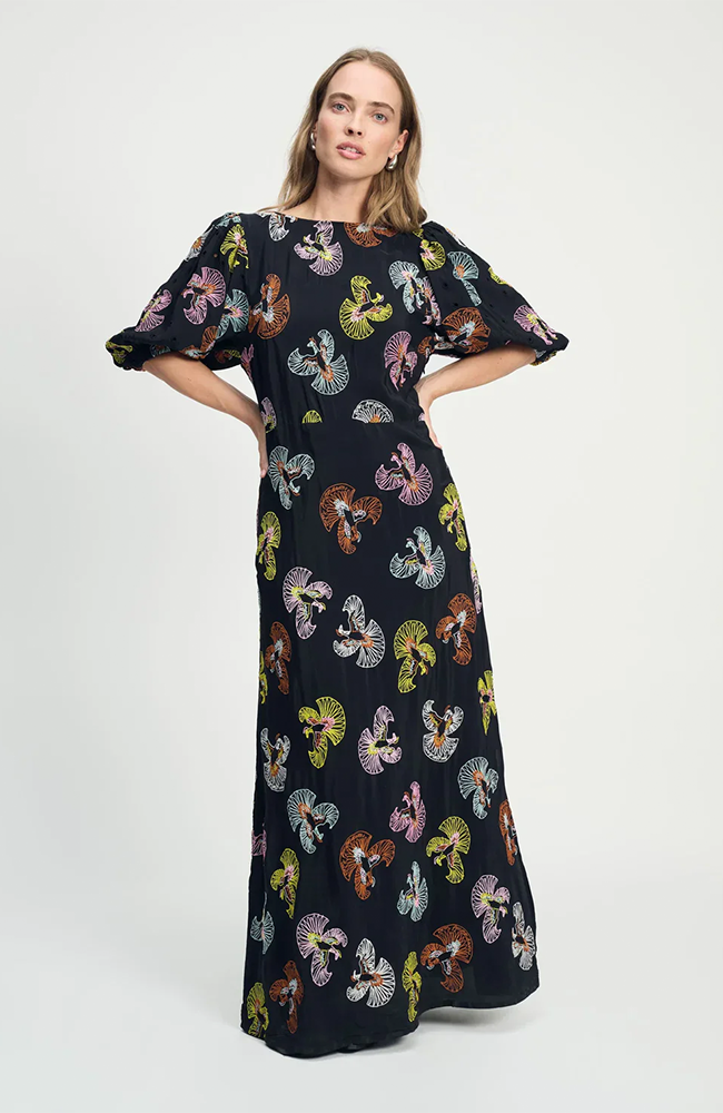 Embroidery Sky Black Dress - Black