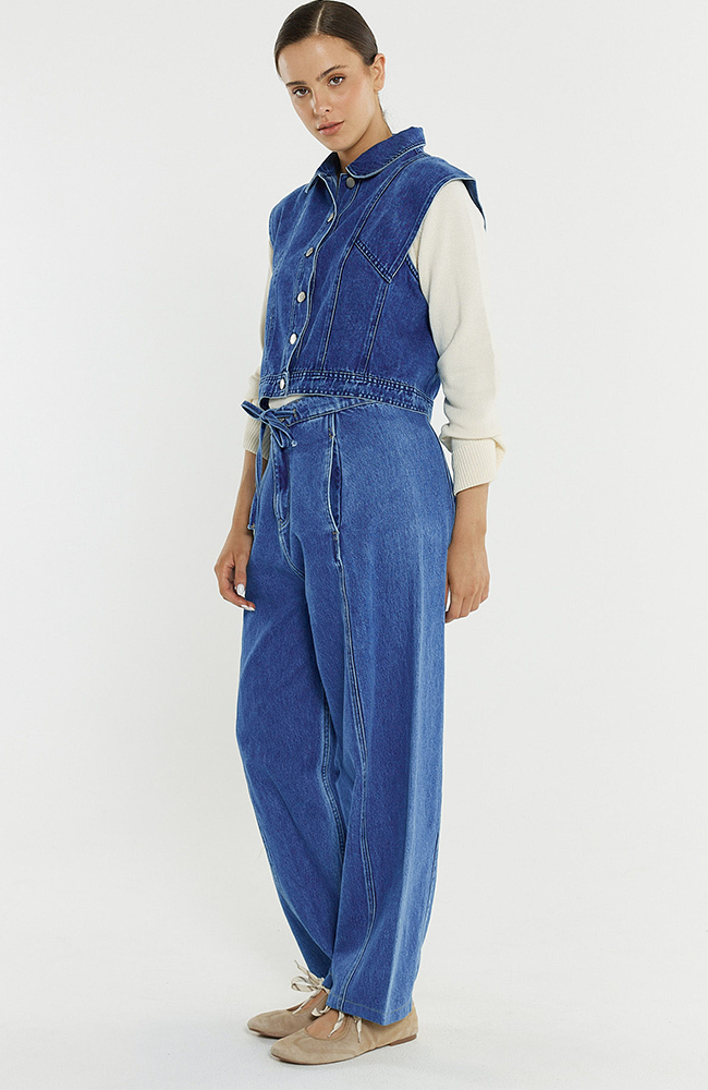 Aveline Barrel Leg Jean - Classic Blue