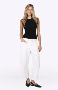 Leo Barrel Leg Jean - White
