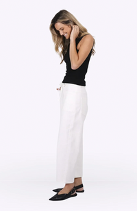 Leo Barrel Leg Jean - White