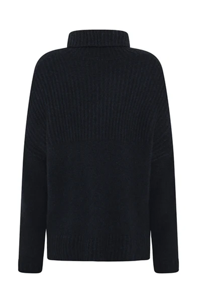 Zaga Yak O/Size Cowl - Navy