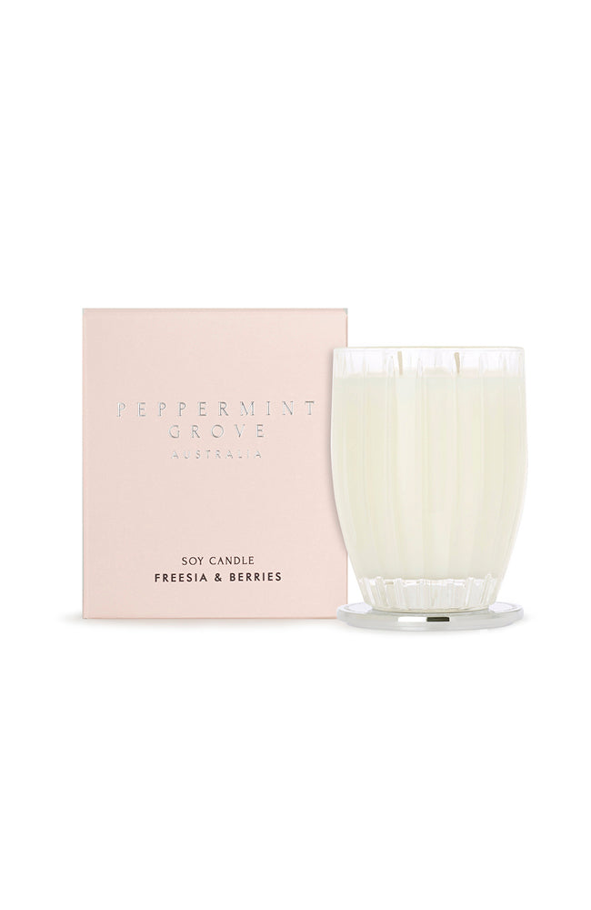 Freesia & Berries- Large Candle