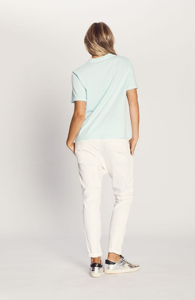 The Vintage Tee - Eggshell Blue Mailbu