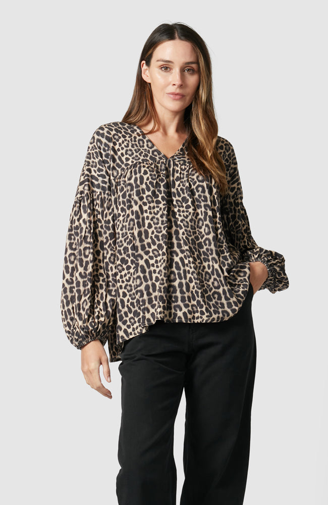 Vail Top - Leopard