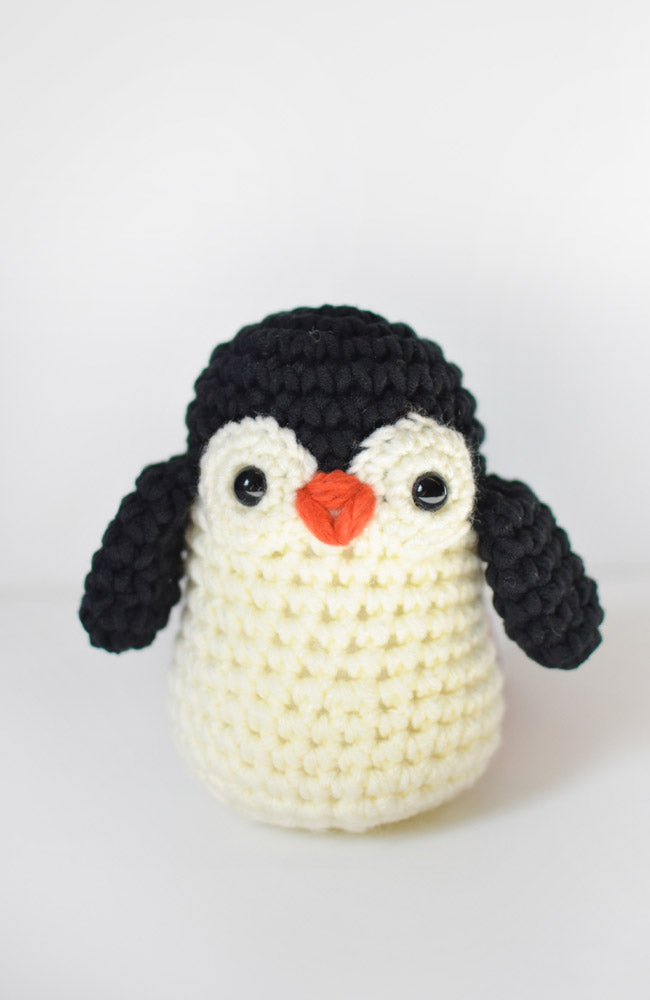 Small Penguin - Black