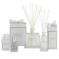 Hallmark Diffuser - White Roses & Oud Wood 700ml